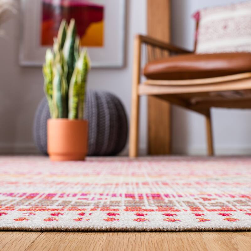 SAFAVIEH Montage Karnit Indoor/ Outdoor Waterproof Patio Backyard Rug