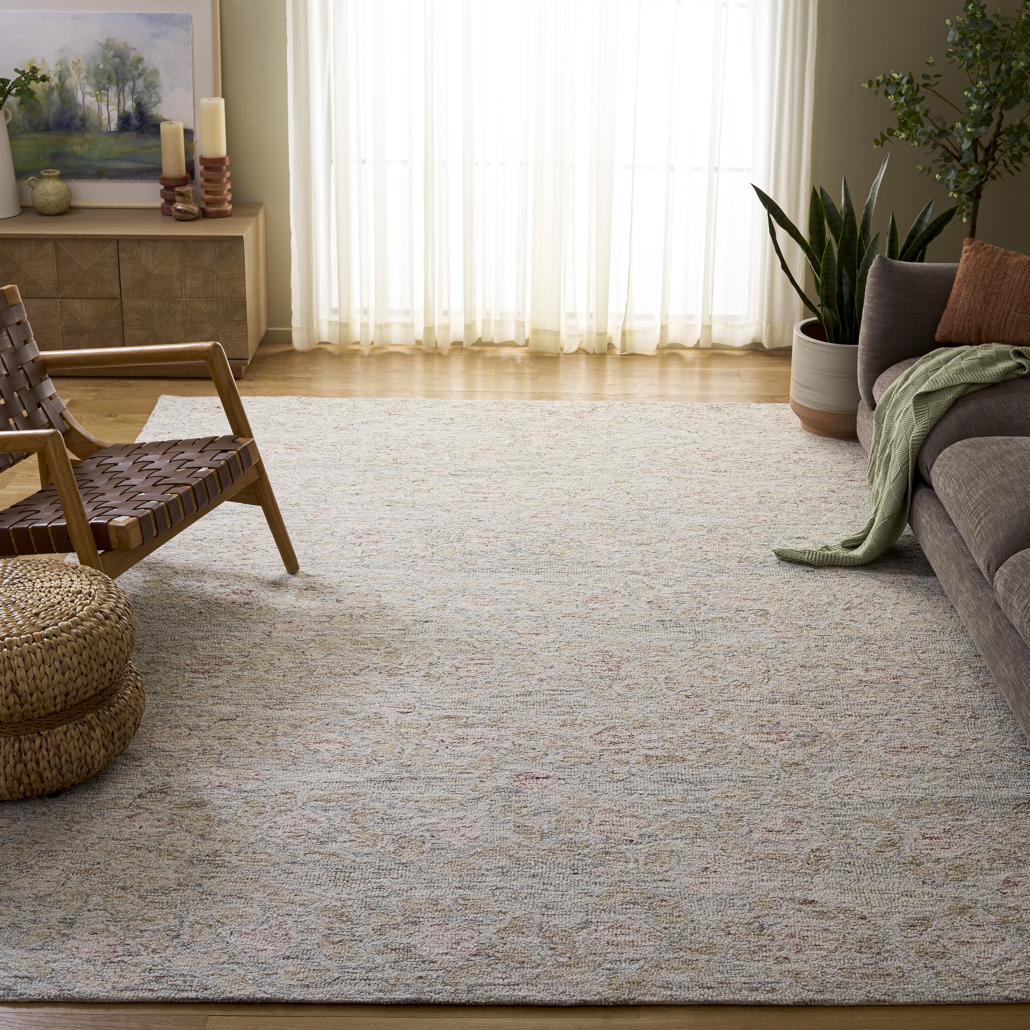 SAFAVIEH Handmade Ebony Shizue Wool Rug