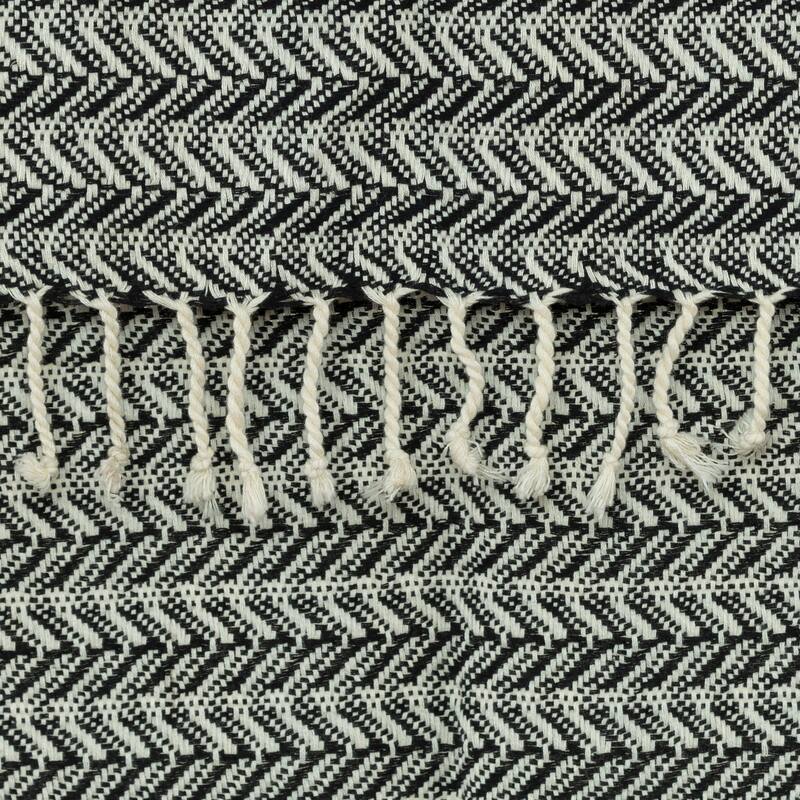 HomeRoots 50" X 60" Black And Ivory Chevron Cotton Throw Blanket with Fringe