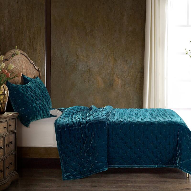 HiEnd Accents Stella Solid Color Faux Silk Velvet Romantic Modern Rustic 3 Piece Quilt Set with Pillow Shams