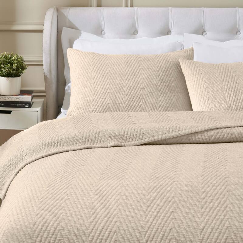 Superior Aswan Cotton Medium Weight Chevron Woven Coverlet - Beige - King