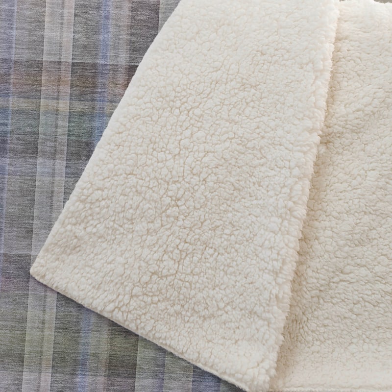 Premium Machine Washable Modern Plaid Sherpa Throw Blanket