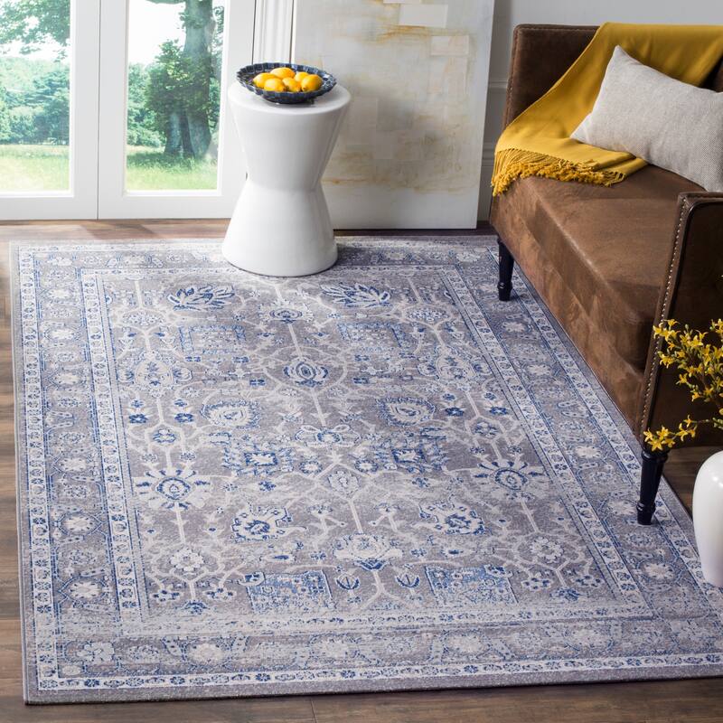 SAFAVIEH Artisan Adelmina Distressed Oriental Rug - 5'1" x 7'6" - Grey/Grey