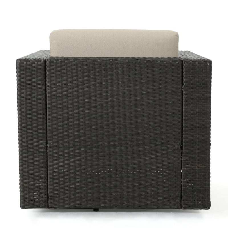 Comfortable and Flexible Outdoor Swivel Patio Chair with Cushions