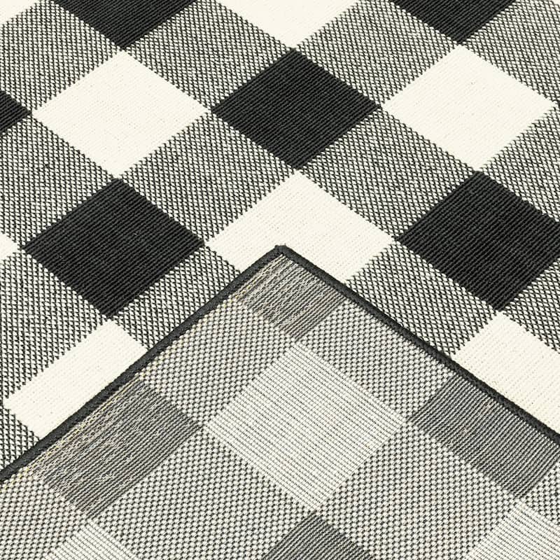 Style Haven Gingham Check Indoor/Outdoor Area Rug..