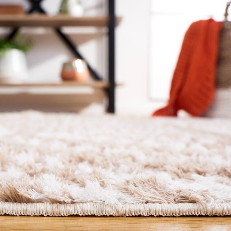 SAFAVIEH Augustine Sumiko Rustic Moroccan Fringe Rug