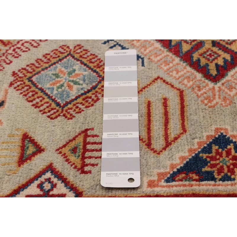 ECARPETGALLERY Hand-knotted Uzbek Ghazni Grey Wool Rug - 4'1 x 5'8