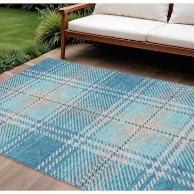 HomeRoots Plaid Transitional Rectangle Outdoor Rug