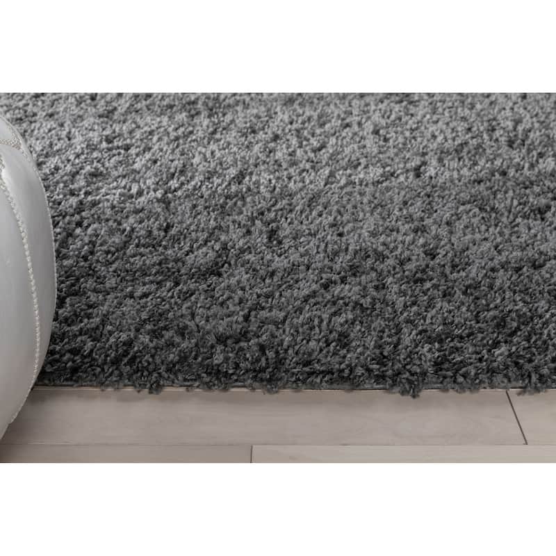 Well Woven Elle Basics Emerson Plain Shag Area Rug
