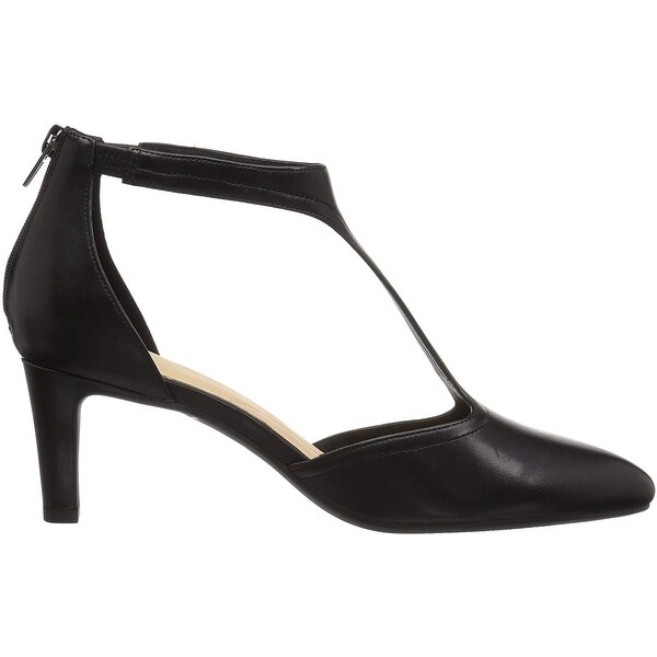 clarks calla lily pump
