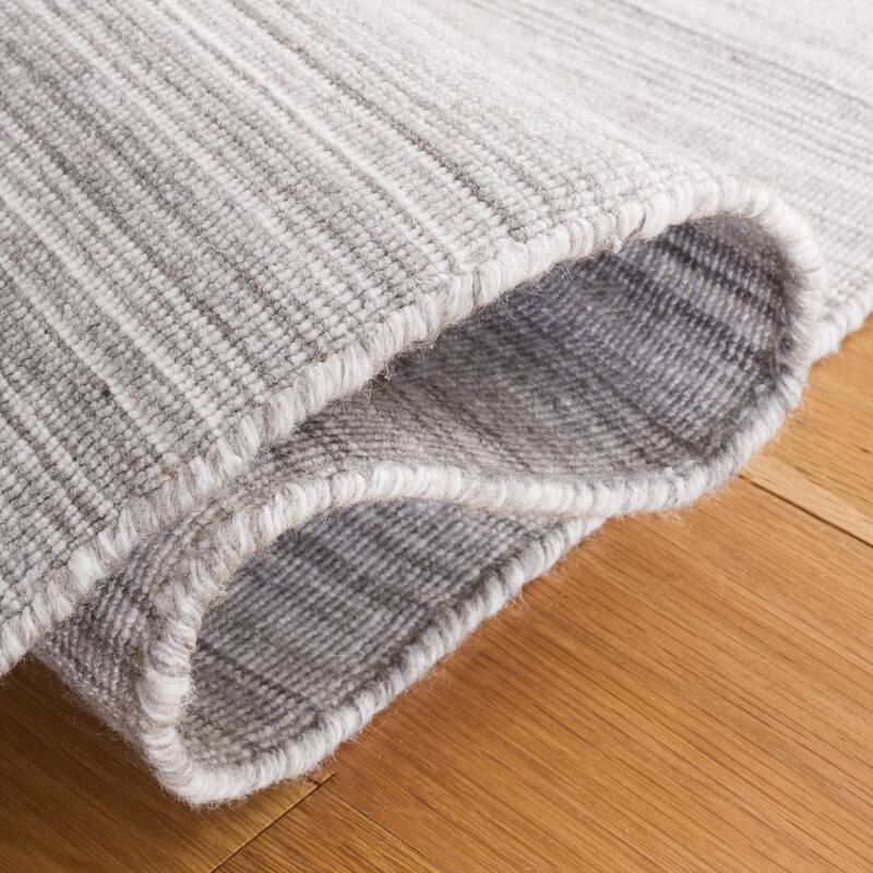 SAFAVIEH Kilim Suzan Rug