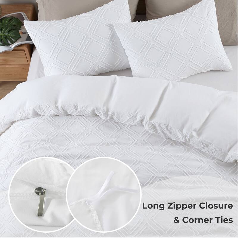 Clipped Jacquard Geometric Duvet Cover & Pillowcase Set
