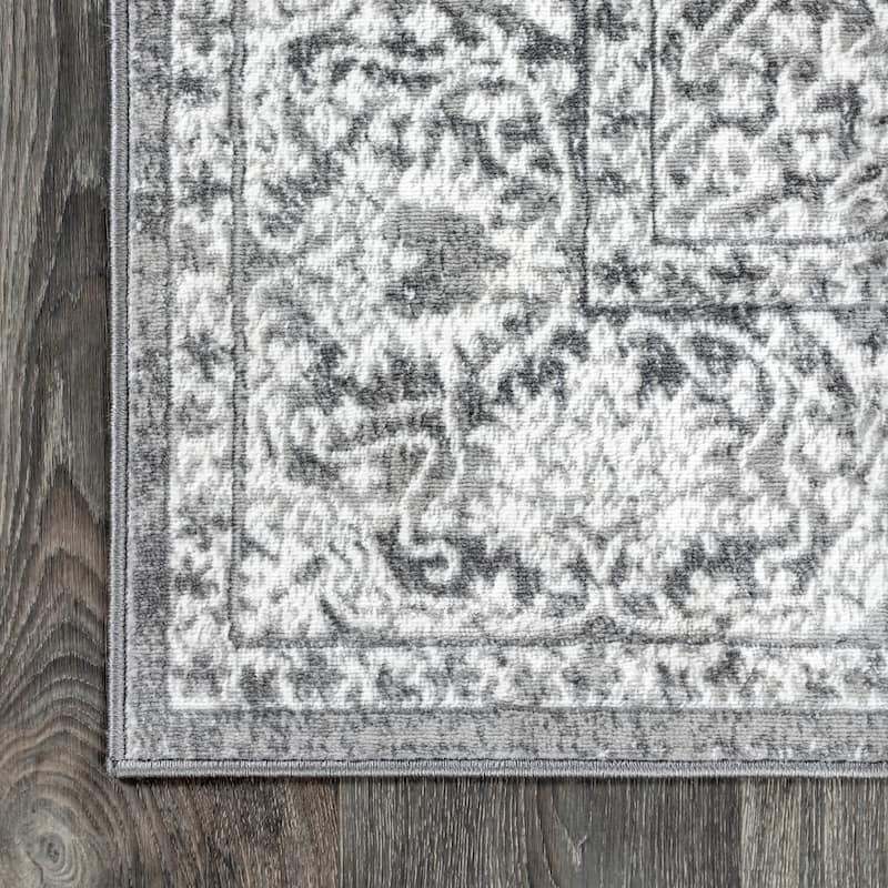 JONATHAN Y Traditional Persian Vintage Medallion Area Rug