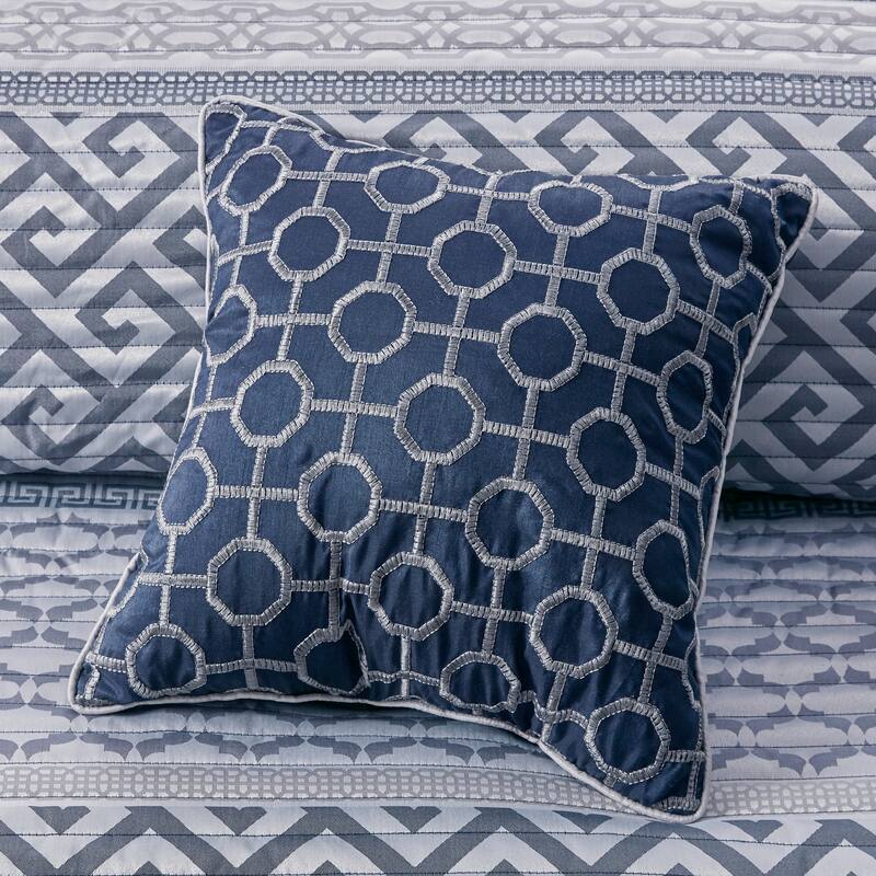 Madison Park Christian 4 Piece Jacquard Quilt Set with Throw Pillow