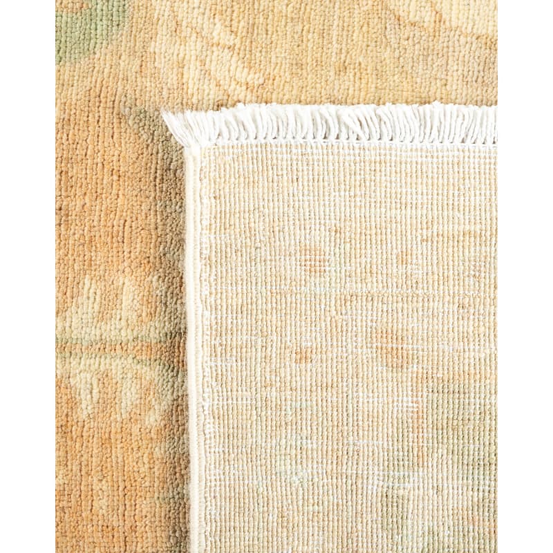 Overton Hand Knotted Wool Vintage Inspired Modern Contemporary Eclectic Ivory Area Rug - 6 x 9