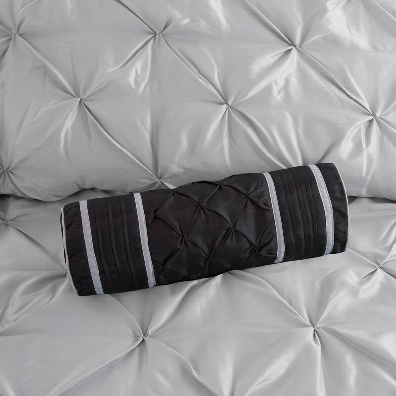 GDF Studio - Laurel 7-Piece Tufted Comforter Set with Decorative Pillows