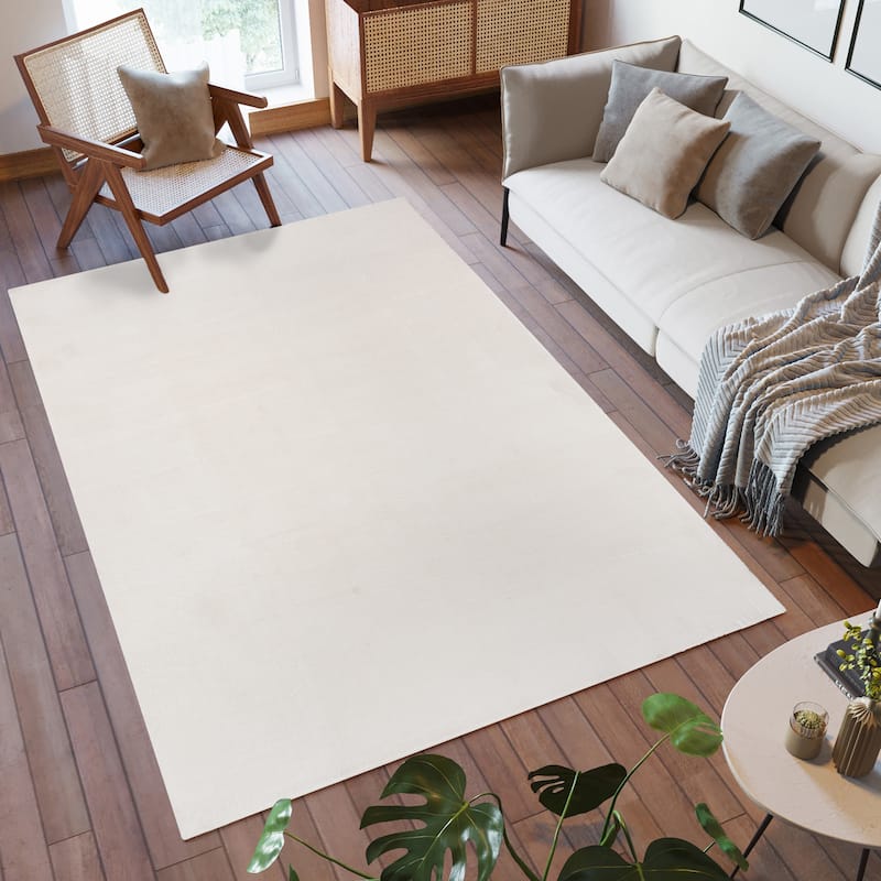 Gertmenian Cadence Tonee Plush Polyester Solid Color Non-Slip Shag Indoor Area Rug - 5'3"x6'9" - Cream