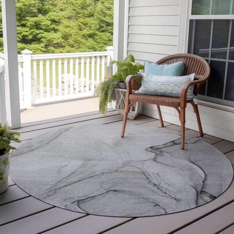 Machine Washable Indoor/ Outdoor Abstract Chantille Rug - Gray - 8' x 8'