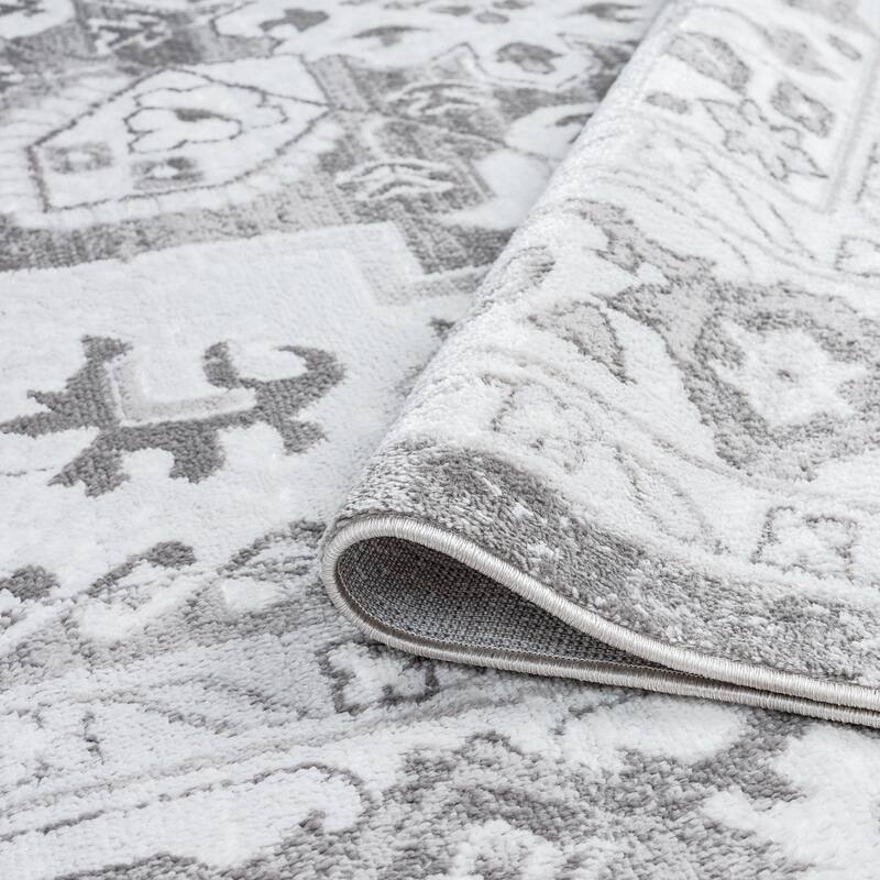 Linx Shabby Chic Medallion Indoor Area Rug