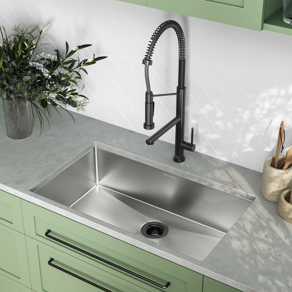 Rivage 32 x 19 Undermount Kitchen Sink