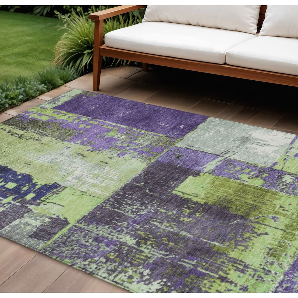 HomeRoots Abstract Transitional Rectangle Outdoor Rug