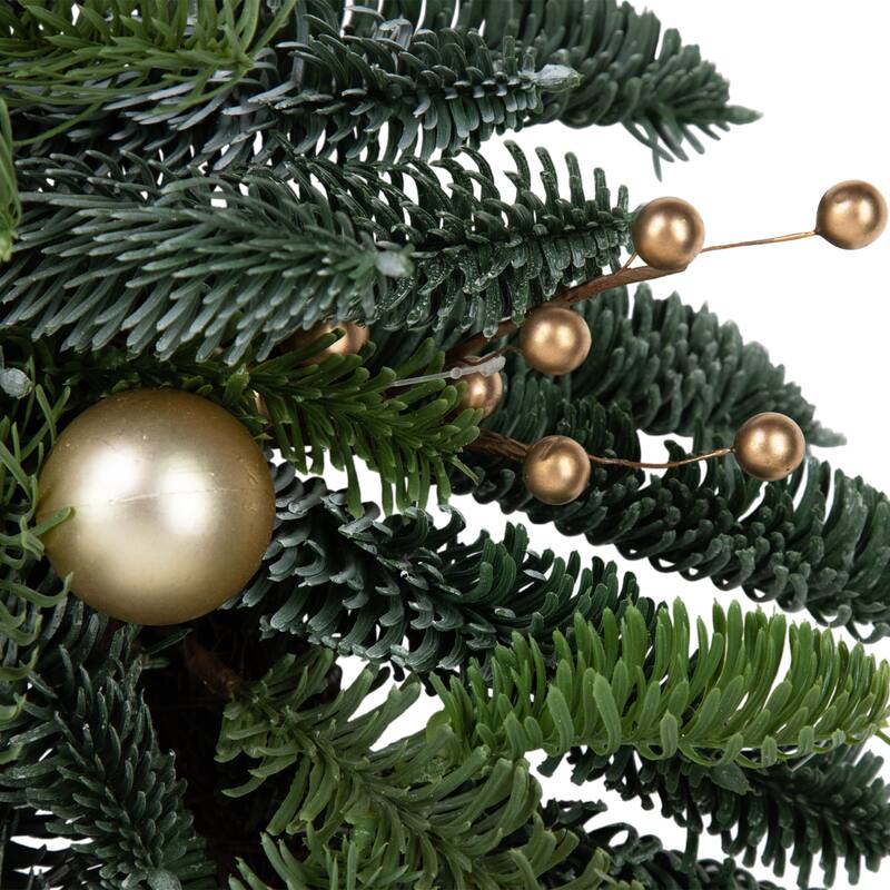 Pine Gold Ornaments Pine Cones Artificial Christmas Wreath 22-Inch