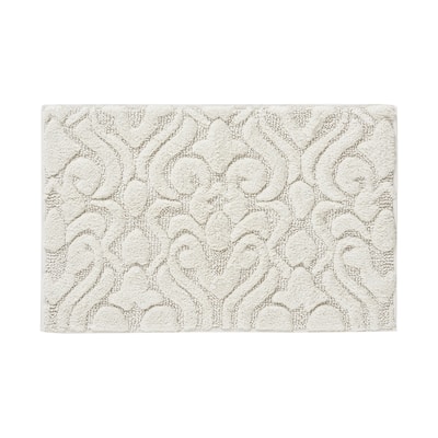 J. Queen New York Lombardi Damask Sculpted Bath Rug