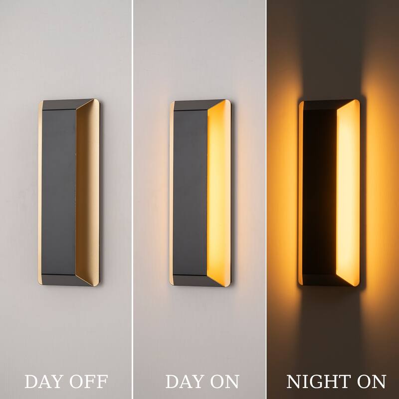 13.8" Outdoor Linear Integrated LED Wall Sconce - H13.8" x W4.7" x D3.2"