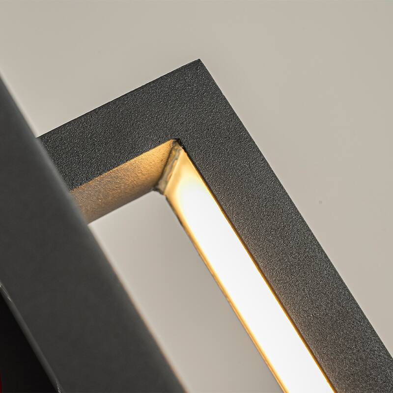 CraftHome H20 in Minimalist Modern Linear 23W Integrated LED Outdoor Wall Sconce with Dusk to Dawn Sensor in Matte Black - W6''