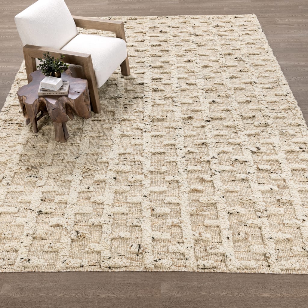 Kapala Handwoven Jute Blend Accent Rug