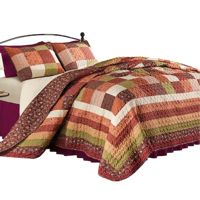 Evelyn Oversized Reversible Floral and Leaf Patchwork Quilt