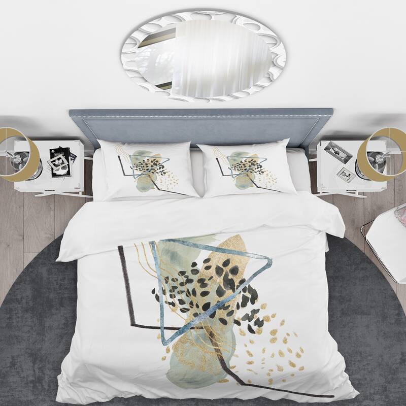 Designart 'Minimalistic Ink Mountains and Golden Polka Dots' Modern Duvet Cover Set