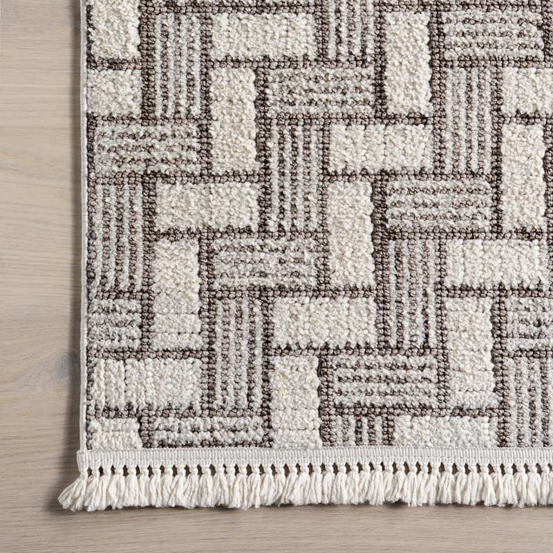 Nuloom Alora Geometric Tassels Area Rug