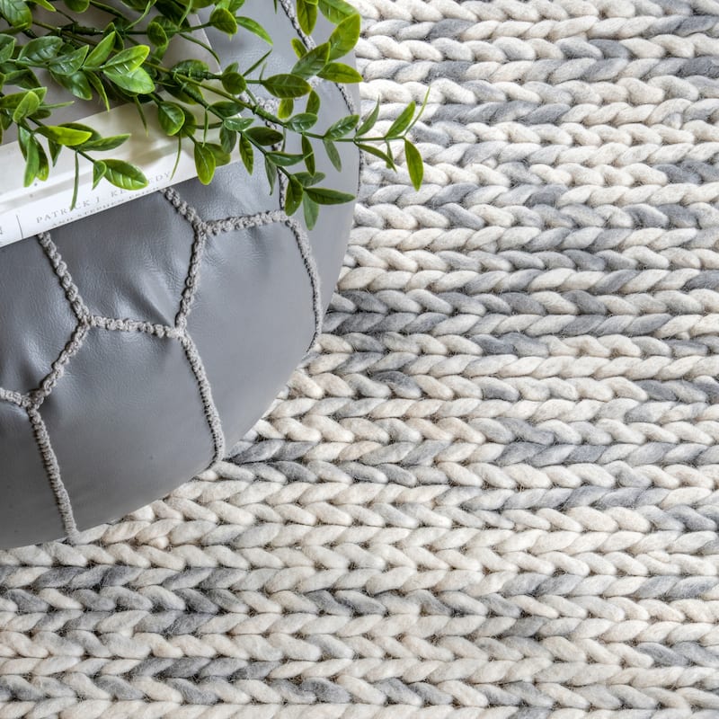 Nuloom Drew Casual Wool Area Rug