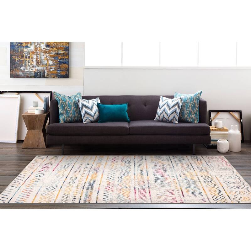 The Curated Nomad Midtown Geometric Distressed Bohemian Rug