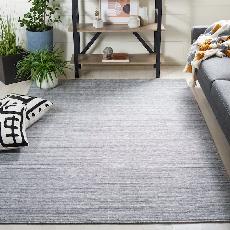 SAFAVIEH Kilim Sherri Rug - 4' x 6' - Grey/Ivory