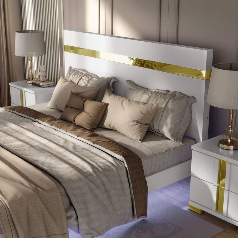 Furniture of America Halifax Modern 3-Piece Wood Platform Bedroom Set with Underbed LED