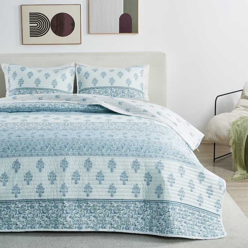 Linery & Co. Floral Stripe Printed Reversible Stitched Quilt Set with Shams - Vintage Floral Stripe - Blue - King