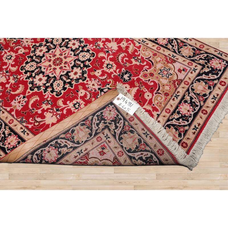 3'6''x5 Hand Knotted Wool Red Traditional 250 KPSI Rug - 3' 6'' x 5'