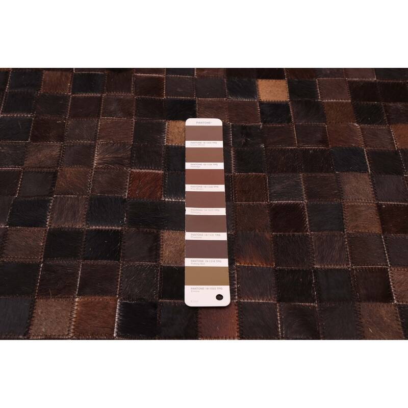 ECARPETGALLERY Handmade Cowhide Patchwork Dark Brown Leather Rug - 5'0 x 5'0