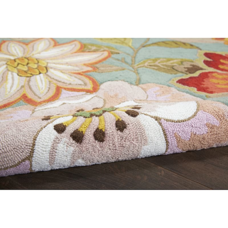 Runu Floral Area Rug By HomeRoots - 4' x 6'