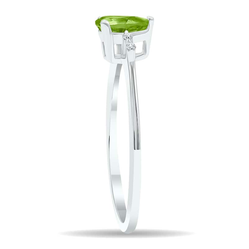 Women's Peridot and Diamond Sparkle Ring in 10K White Gold
