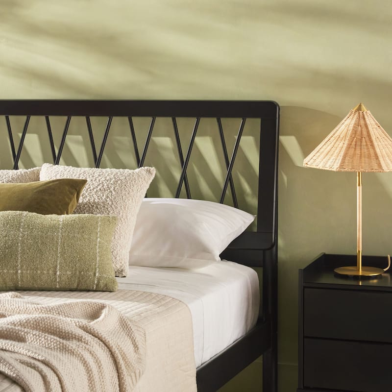 Middlebrook Designs X Spindle Solid Wood Queen Bed