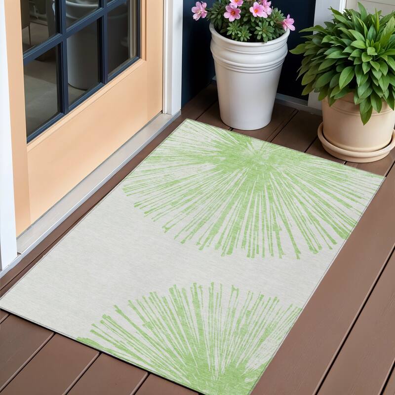 HomeRoots Abstract Transitional Rectangle Outdoor Rug - 3' x 5'