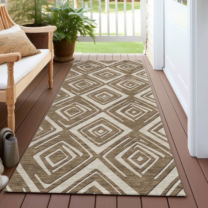 Machine Washable Indoor/ Outdoor Chantille Contemporary Diamonds Rug - Brown - 2'3" x 7'6"