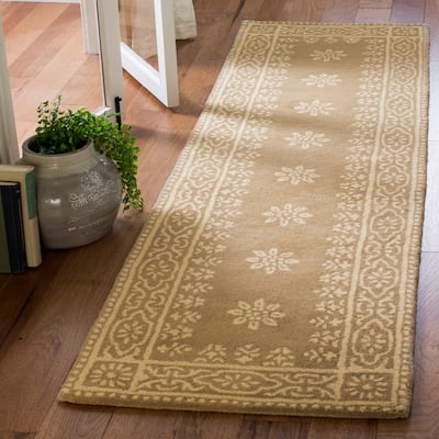 Martha Stewart by SAFAVIEH Gracious Garden Wool Rug
