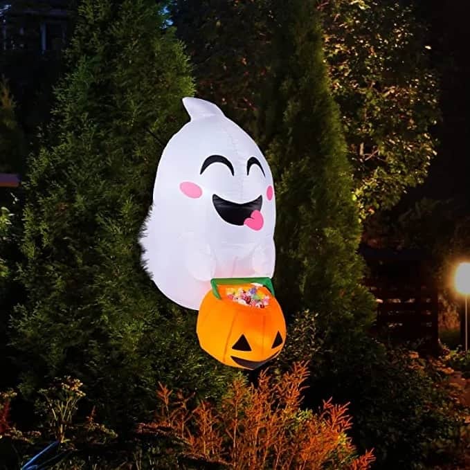 4.5 FTHalloween Inflatable Flying Ghost