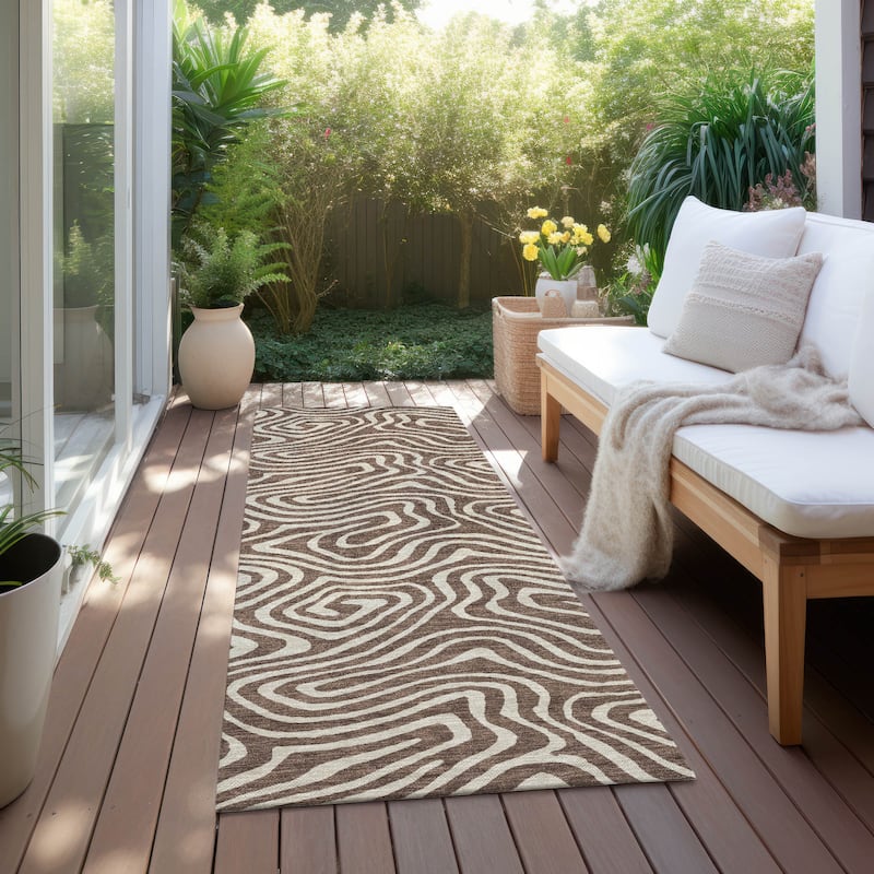Machine Washable Indoor/ Outdoor Abstract Modern Chantille Rug - Brown - 2'3" x 7'6"
