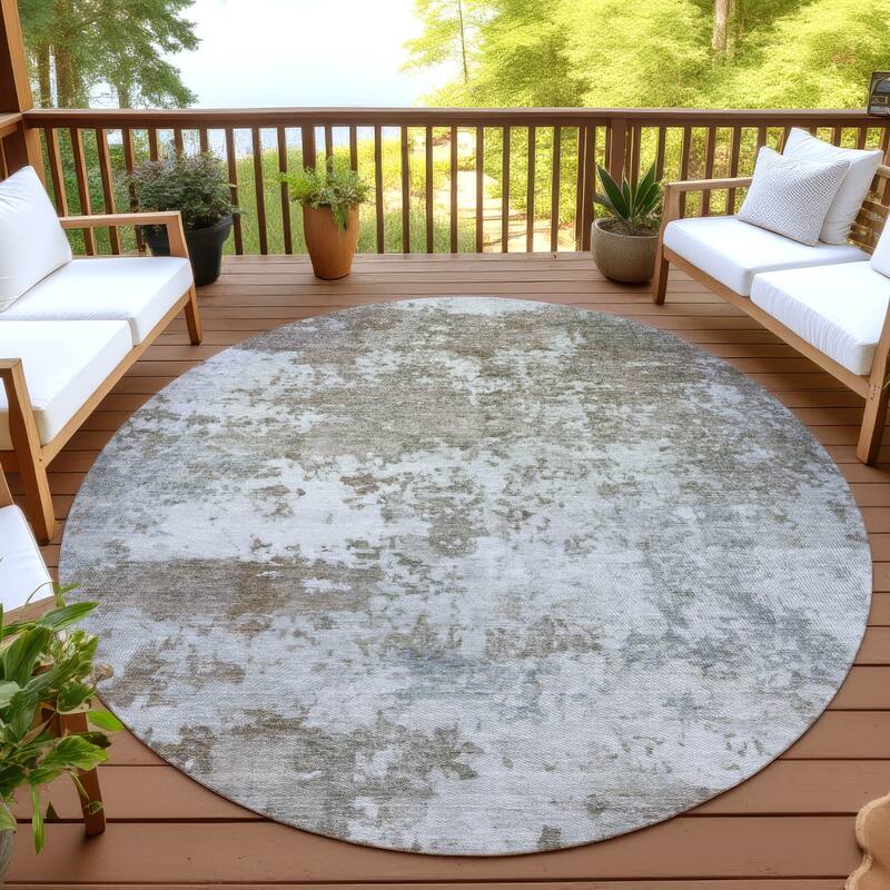 Machine Washable Indoor/ Outdoor Modern Jenna Chantille Rug - Brown - 8' x 8'