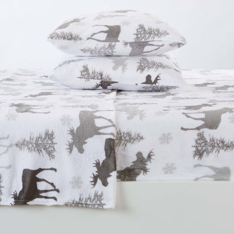 Great Bay Home Extra Soft Cozy Velvet Plush Printed Bed Sheet Set